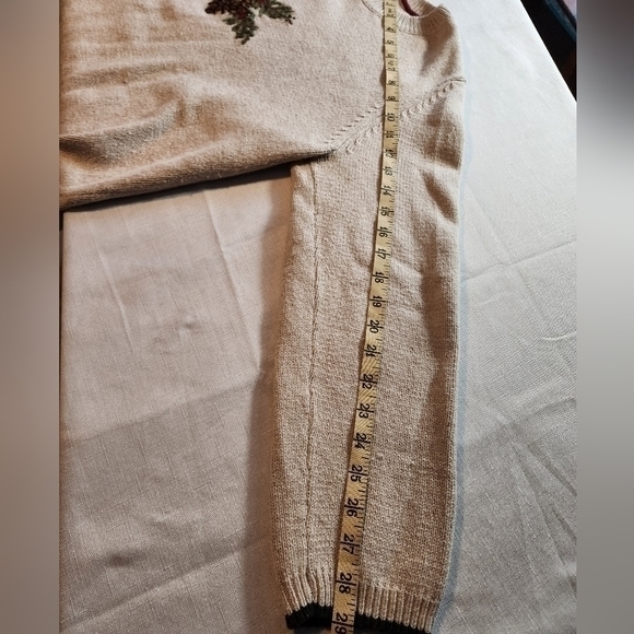 Orvis Women's‎ Wool Blend Beige Embroidered Pine Cone Crew Neck Sweater Medium - Picture 9 of 13